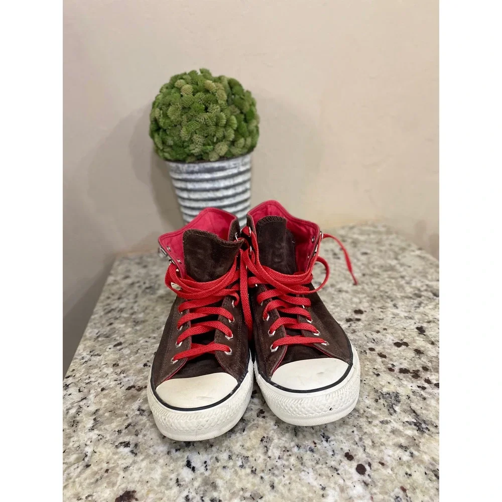 Converse Chuck Taylor All Star‎ High Top Brown Suede Red Laces Mens 8 Womens 10 - Picture 2 of 6